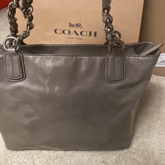 Coach 18770 grey patient leather tote euc - Picture 5 of 11